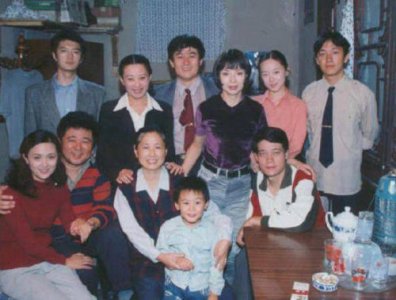 ​ 家庭剧电视剧十大排名(近30年好看的10部家庭剧排)