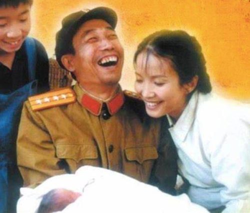 家庭剧电视剧十大排名(近30年好看的10部家庭剧排)插图3