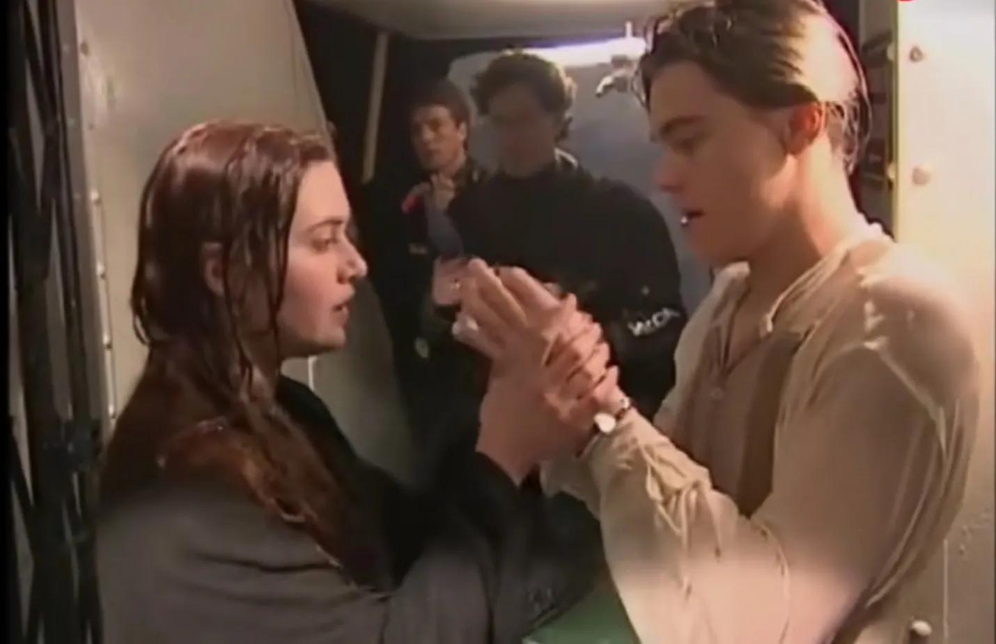 泰坦尼克号的两个结局(泰坦尼克号第二个结局是什么)插图4