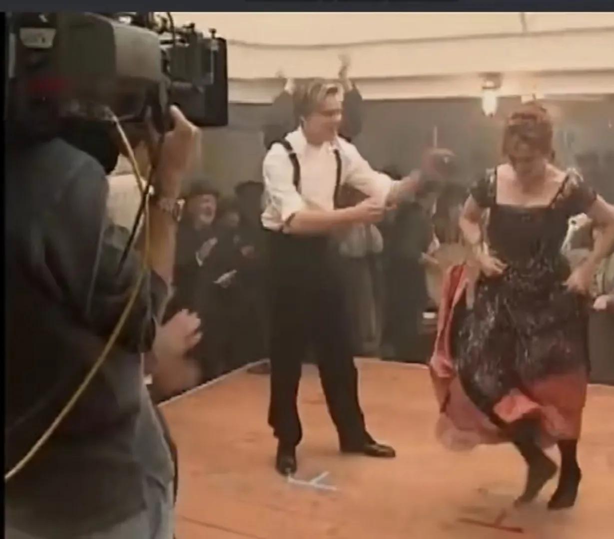 泰坦尼克号的两个结局(泰坦尼克号第二个结局是什么)插图2