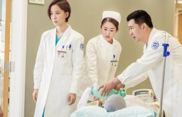 张嘉译主演的电视剧推荐（盘点十部张嘉译主演的电视剧）(3)_