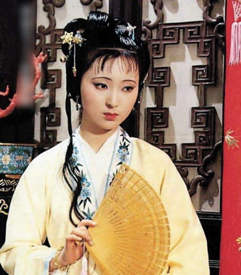 少女时代还剩哪五个人（少女时代只剩5个人了）