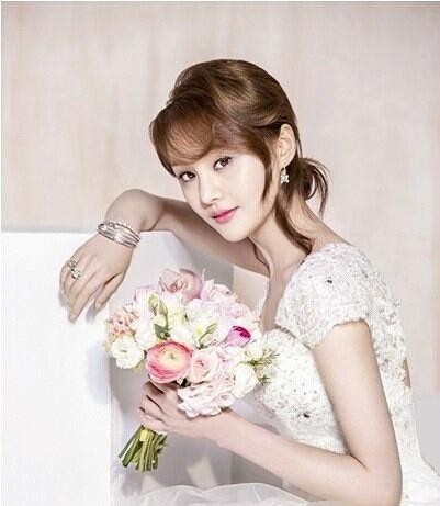 杨洋为什么不喜欢郑爽（杨洋在节目和活动中都已给了答案）