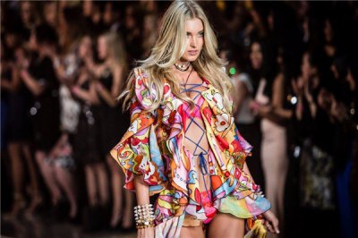 ​维多利亚秘密是什么梗 相当出名的内衣品牌（主打性感）