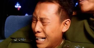 ​张译个人资料简介军衔(娶大6岁离婚带娃主播)