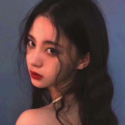 丁丁个人资料（500张丁丁照拼成总统候选人样子）