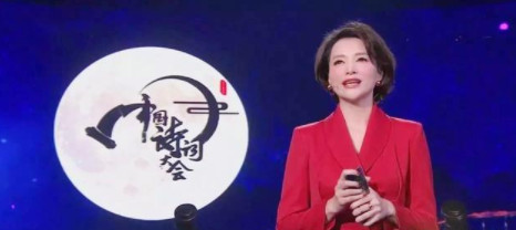 为什么央视见不到董卿了，董卿怎么不主持了