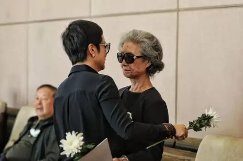 女演员吕中个人简历及资料(吕中个人演艺简历)插图37