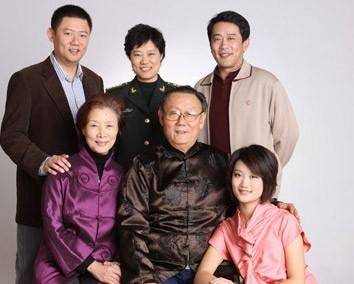 女演员吕中个人简历及资料(吕中个人演艺简历)插图34