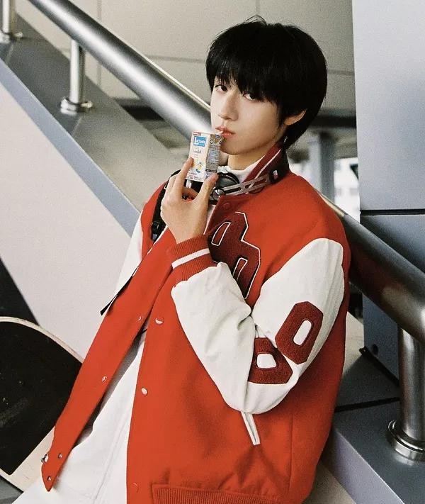 朱志鑫原名叫什么的资料（山城少年 朱志鑫的简介）