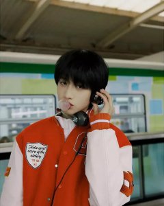 ​朱志鑫原名叫什么的资料（山城少年 朱志鑫的简介）