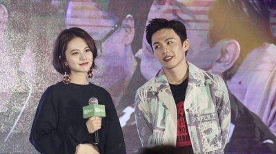 ​李鸿其女朋友图片（李鸿其和姜珮瑶个人资料）