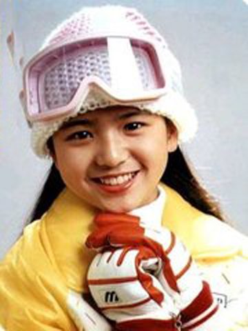 张瑞希小时候照片长什么样 十岁时以童星身份出道