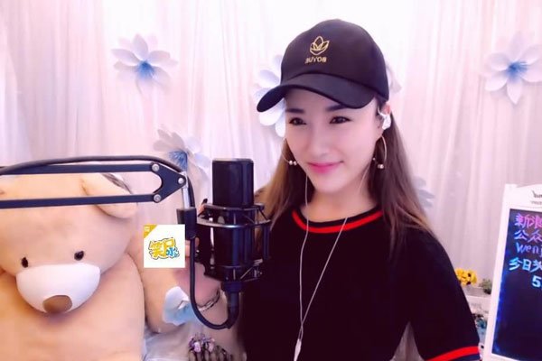 赵文静为什么离婚啦 被说的那么不堪热人家都不解释