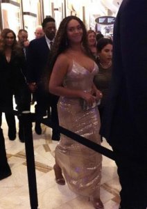 ​碧昂斯老公是谁（碧昂丝夫妇一起参加活动）