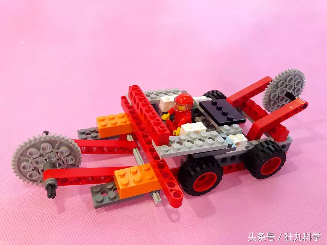 32种不同插法的积木（距离机械工程师还差这套积木）