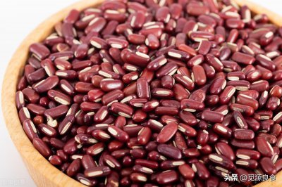 ​赤小豆和红豆的区别（营养价值一样吗）