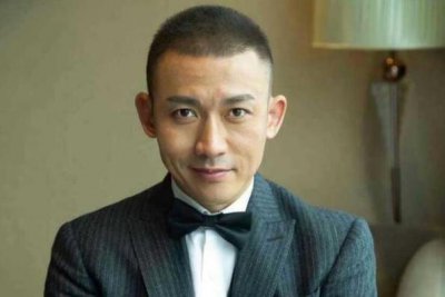 ​姚芊羽一家三口照片(他是“四大小生”之首)