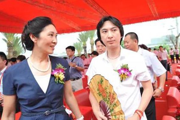 林连章简历 和王健林家旗鼓相当