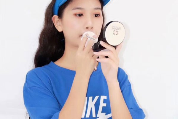 美迪智董事长怎么创业 少年成名靠的是炒作吗