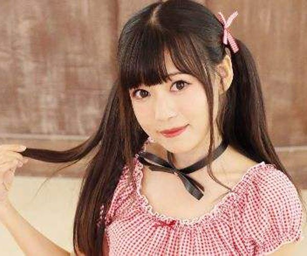 赤九玖年龄个人资料 吃青春饭的行业早晚要转型