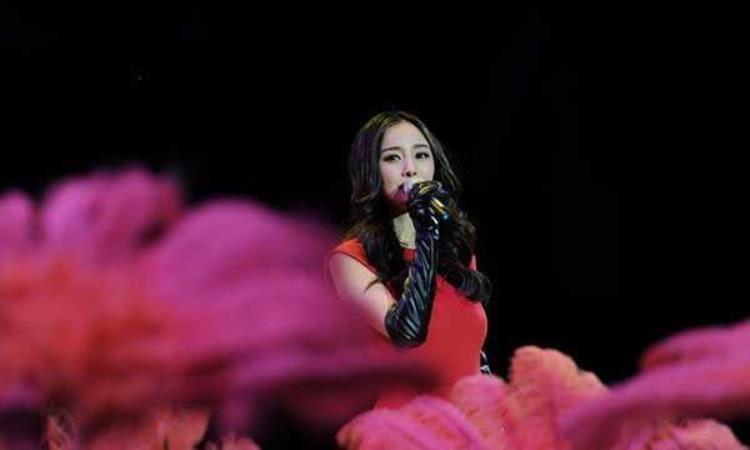 为什么现在大热的电视剧没有了以前一起大火的主题曲「为什么现在大热的电视剧没有了以前一起大火的主题曲」