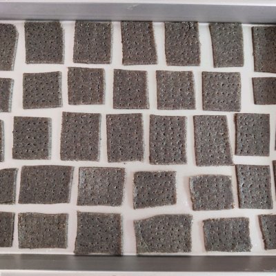 黑色饼干叫什么（分享黑全麦饼干的制作方法）