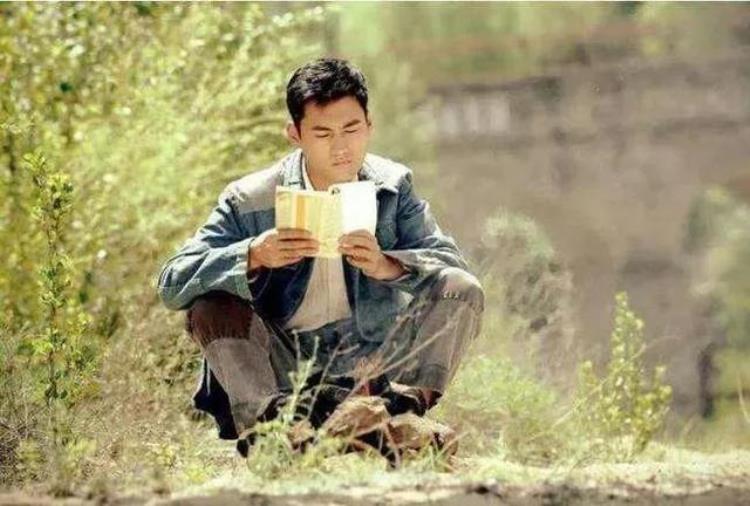 平凡的世界电视剧版里孙少平明明是主角为什么成了配角「平凡的世界电视剧版里孙少平明明是主角为什么成了配角」