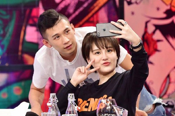 赵本山打天佑三耳光 球球和天佑是不是还在一起