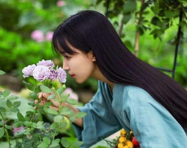 李子柒的视频，满足了我们对田园生活的向往