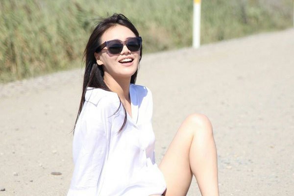 马思纯的胸部多大 让周冬雨加工的非常庞大