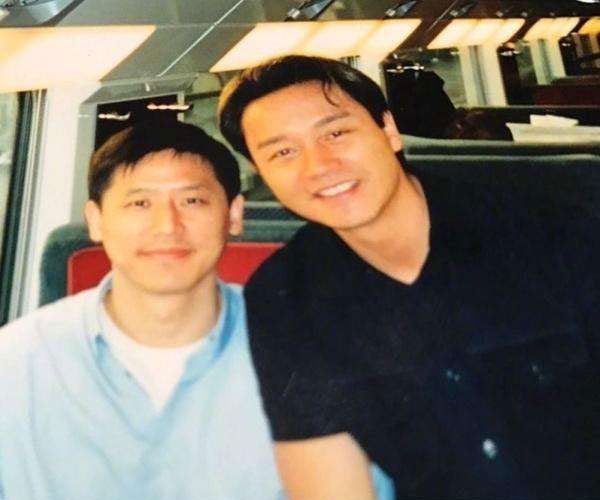 张国荣和唐先生是怎么在一起的 没有嘲笑只有祝福