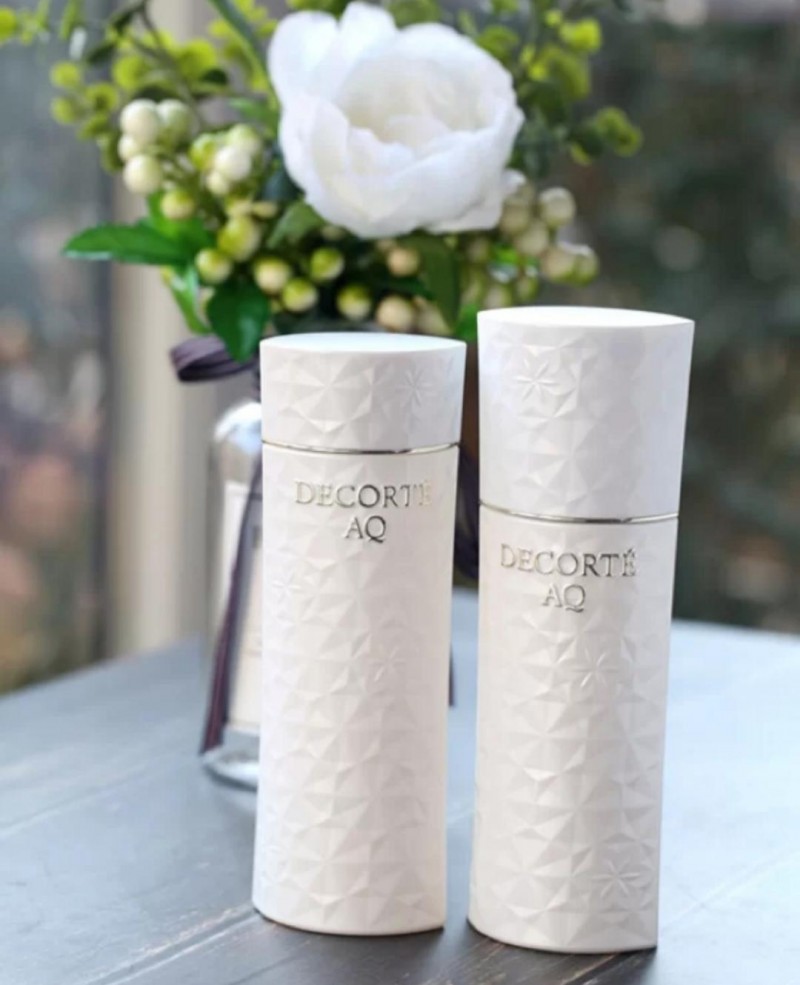 美白乳液哪个牌子好的图片（公认效果好的5款美白水乳）