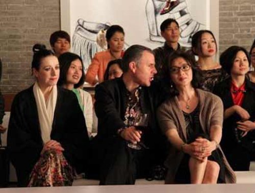 “变性舞蹈家”金星与汉斯的爱情故事