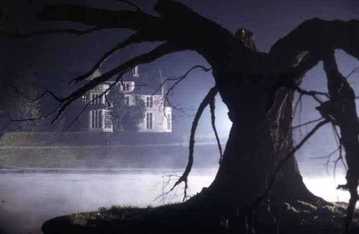 评分9.0以上的恐怖电影（推荐10部高评分的恐怖电影）