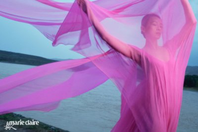 ​章子怡金九封面造型百变 多样风情气场尽显