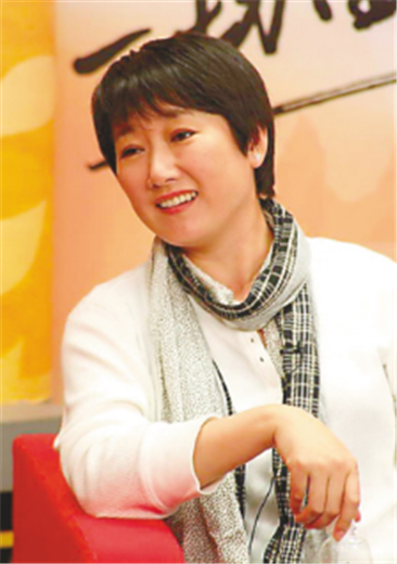 揭秘69岁王刚的三任妻子，漂亮、名气、背景他全齐了