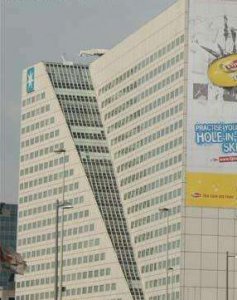 ​成龙在国内娱乐圈的地位