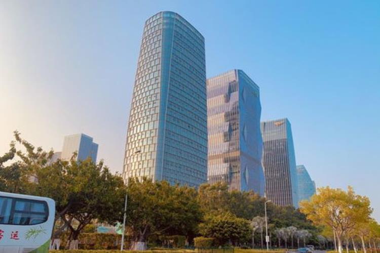 福州地铁客运量「4月城市轨道运营数据福州不到厦门的一半省会城市该如何逆袭」