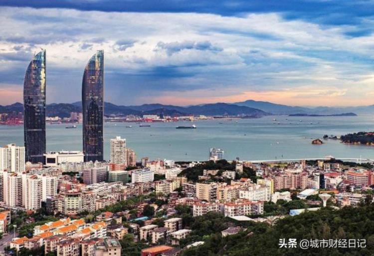 福州地铁客运量「4月城市轨道运营数据福州不到厦门的一半省会城市该如何逆袭」