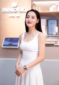 ​尹正和沈腾什么关系