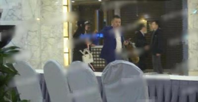 ​马蓉出轨照片（马蓉疑与中年男子酒店开房）