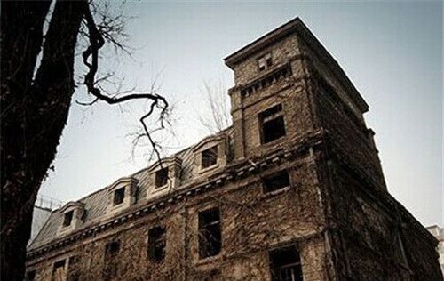 北京四大凶宅介绍（人连同牲口无一幸免）(1)_
