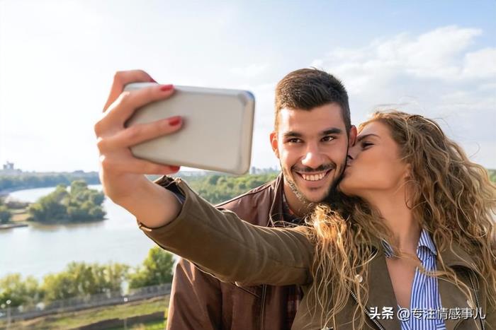 男朋友分手后再也没联系我（分手后很久不联系的男人）