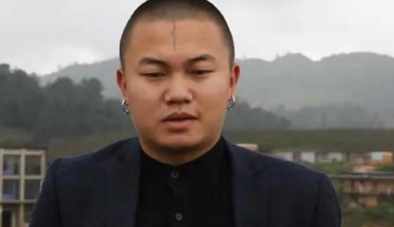 快手云南达摩身份背景很强硬吗 和中原二强pk成名