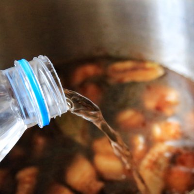 四季豆烧肉做法（分享四季豆炖红烧肉的家常做法）