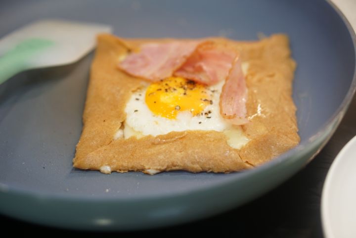 可丽饼的做法（分享简单又好吃的可丽饼做法）