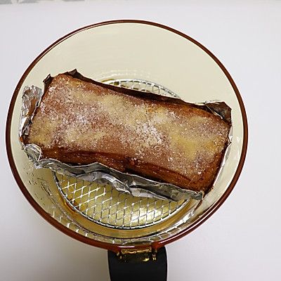 空气炸锅五花肉的做法（10分钟快手菜脆皮五花肉）