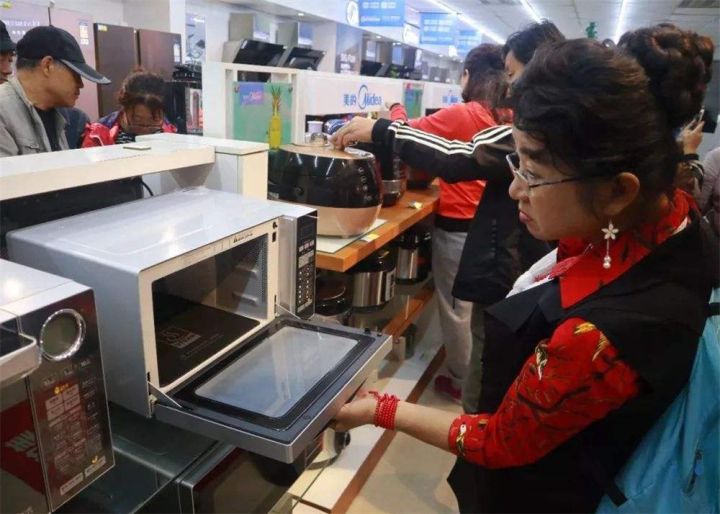 京东电器与实体店区别（在线下和网上买京东电器4个区别）