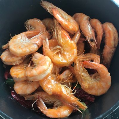 干锅香辣虾的家常做法(史上最好吃的干锅香辣虾做法)